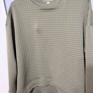 NOBULL Quilted Green Women's Sweatshirt